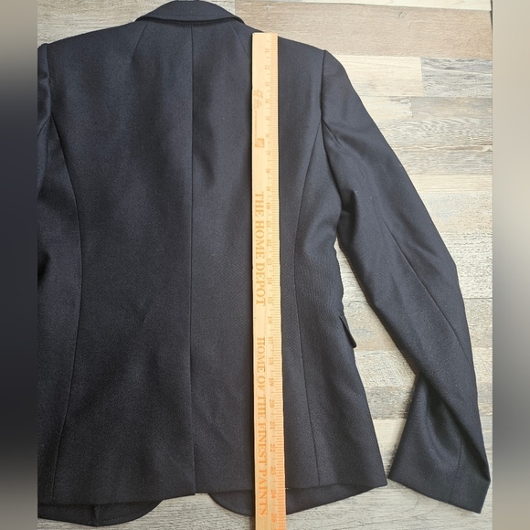 J. Crew Schoolboy Blazer Navy Blue with Gold Buttons Size 2 Tall - Picture 12 of 15